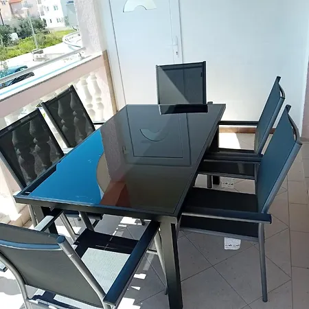 Odmori Se, Zasluzio Si